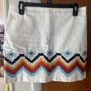 NWT Ariat Mini Skirt White with Southwest Design - Size 4
